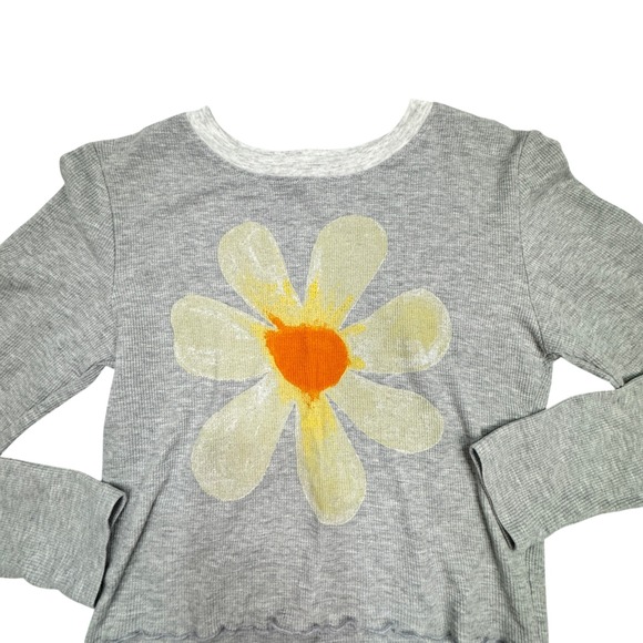 Natural Life Thermal Top Womens Small Grey Daisy Graphic Lettuce Hem Long Sleeve - Picture 2 of 6